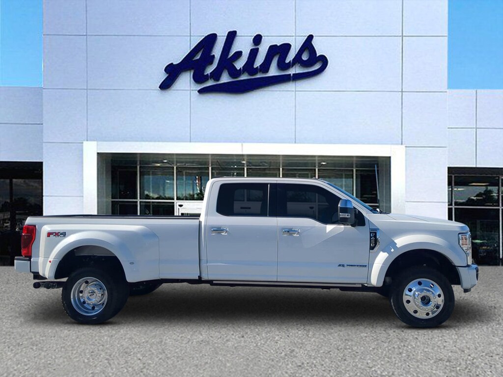 Certified 2022 Ford Superduty Incomplete Platinum DRW CREW CAB LONG BED TRUCK
