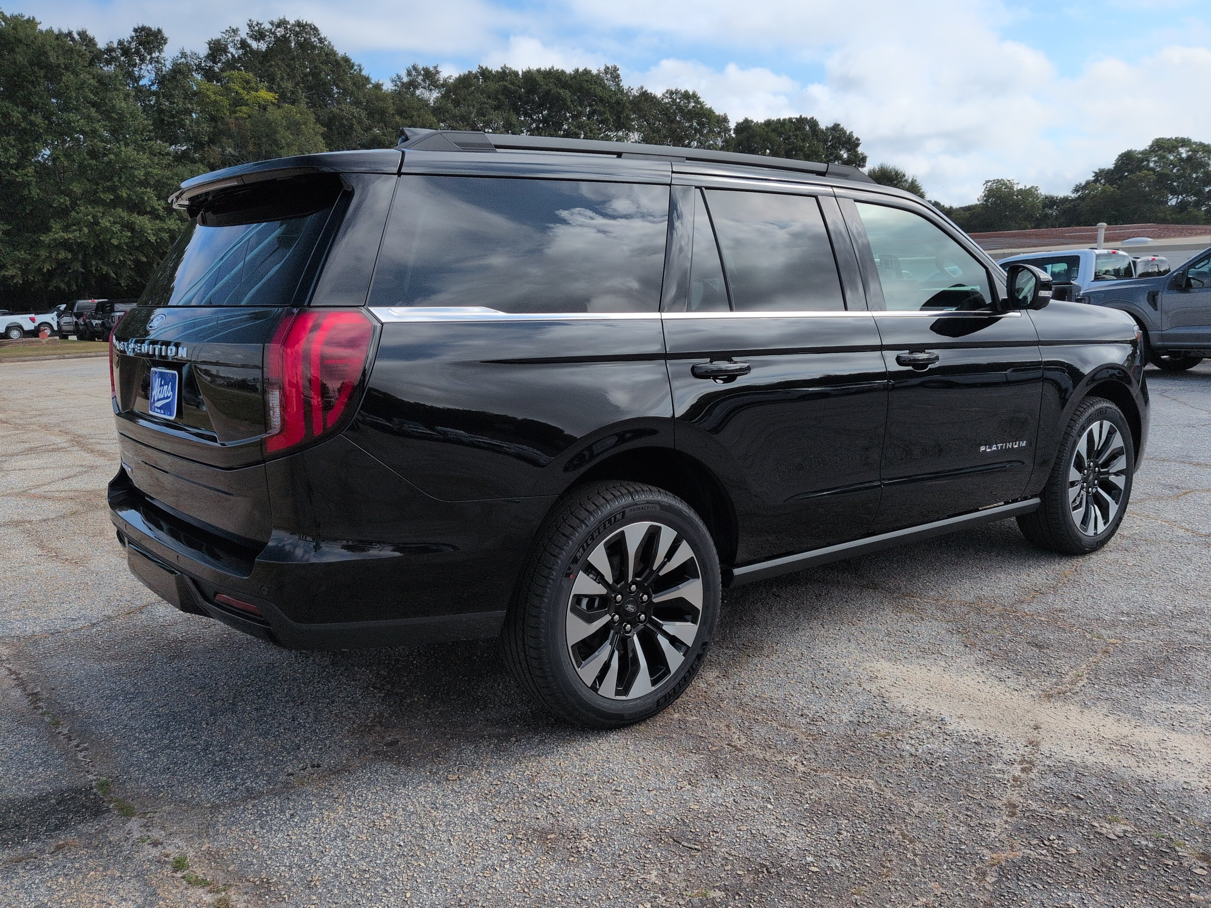 New 2027 Ford Expedition Platinum SUV