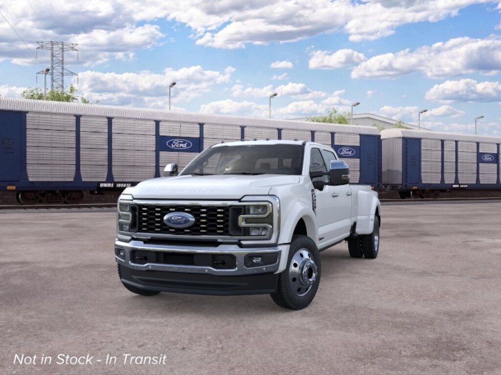 New 2026 Ford Super Duty F-450 DRW Lariat