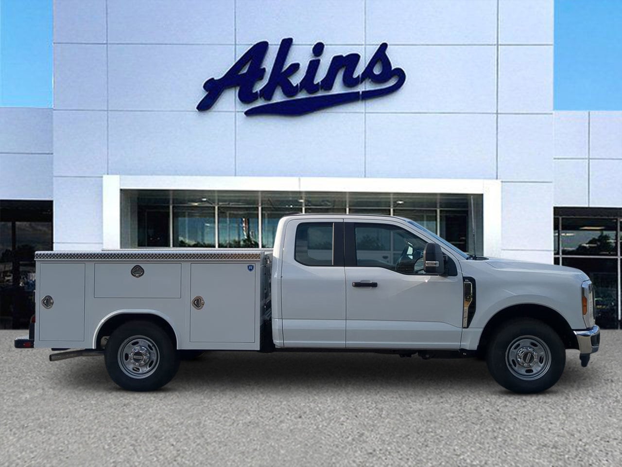 2026 Ford F-250 Super Duty XL's photo