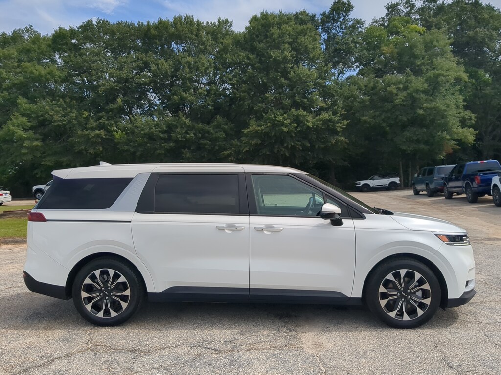 Certified 2023 Kia Carnival EX PASSENGER VAN