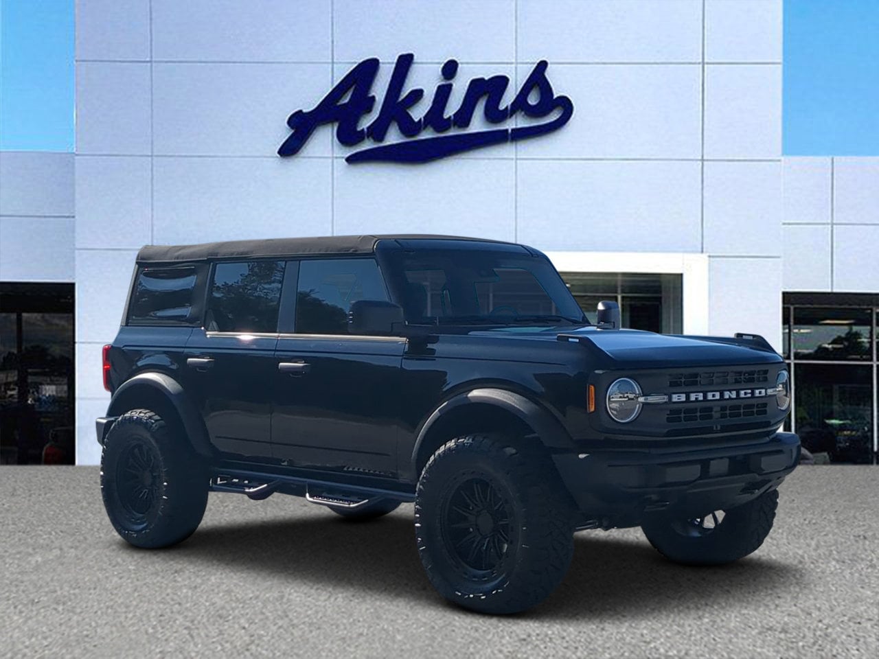 2025 Ford Bronco 4-Door Base's photo