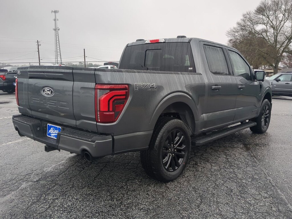 New 2025 Ford F-150 LARIAT TRUCK