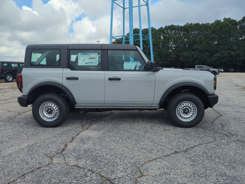 New 2026 Ford Bronco SUV
