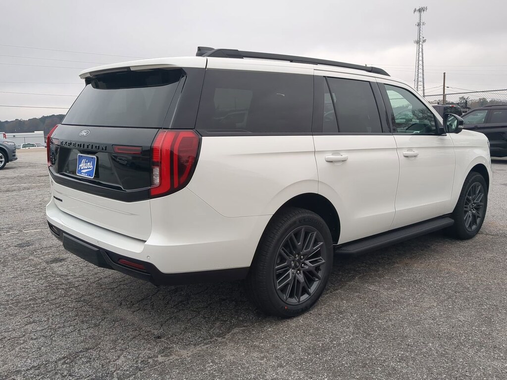 New 2026 Ford Expedition Platinum SUV