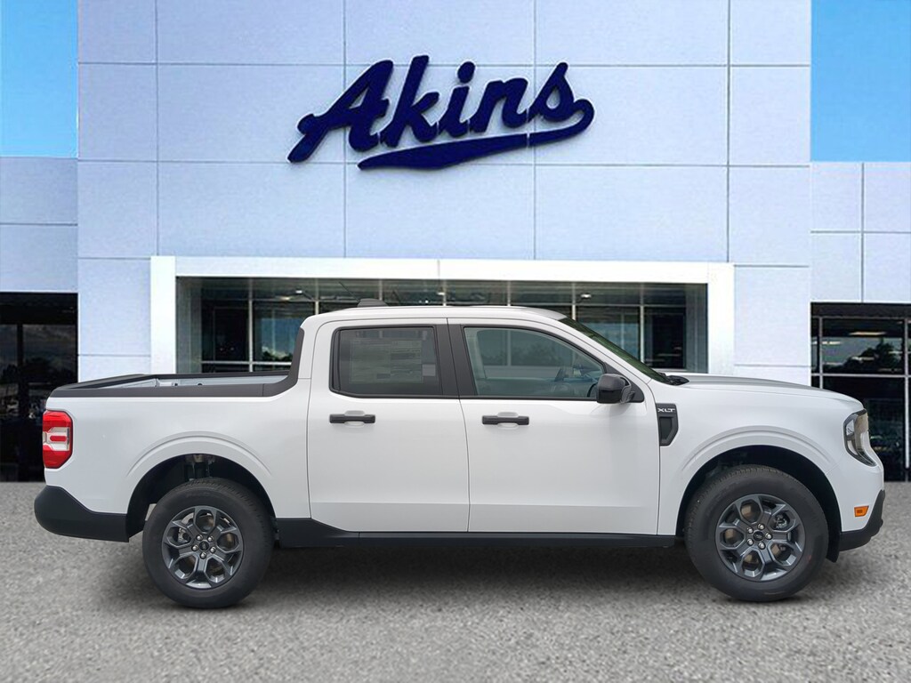 New 2026 Ford Maverick XLT TRUCK