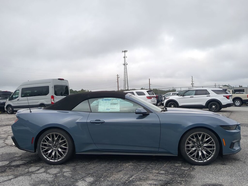 New 2025 Ford Mustang EcoBoost Premium CAR