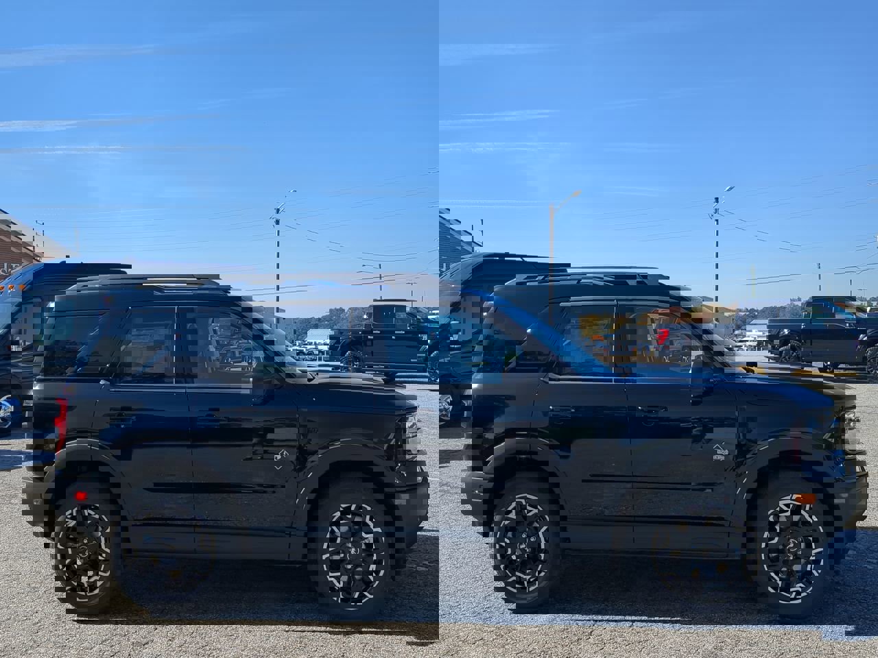 2025 Ford Bronco Sport Outer Banks's photo