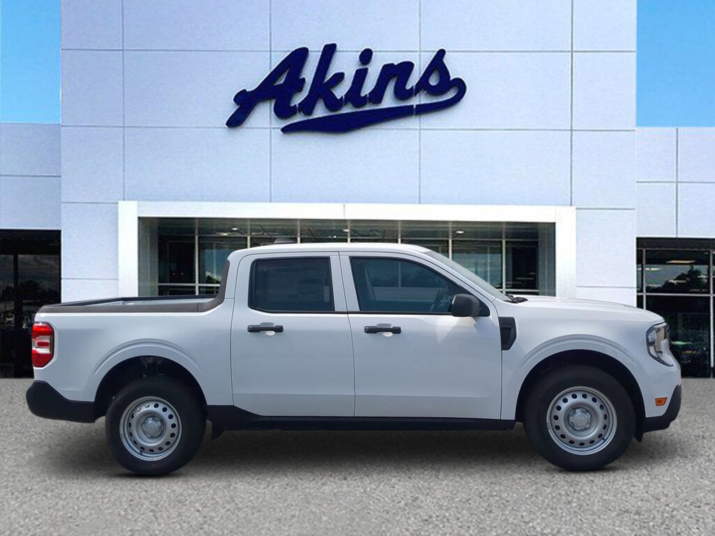 New 2025 Ford Maverick XL TRUCK