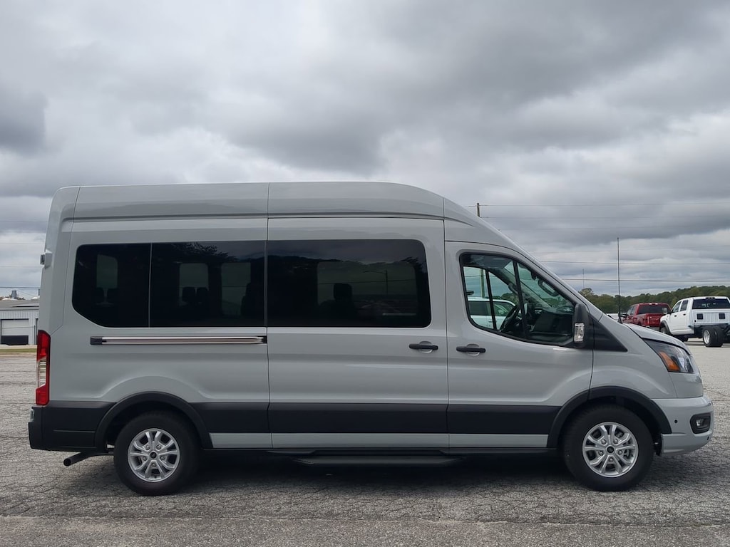 New 2024 Ford Transit 15 Passenger Wagon XLT VAN