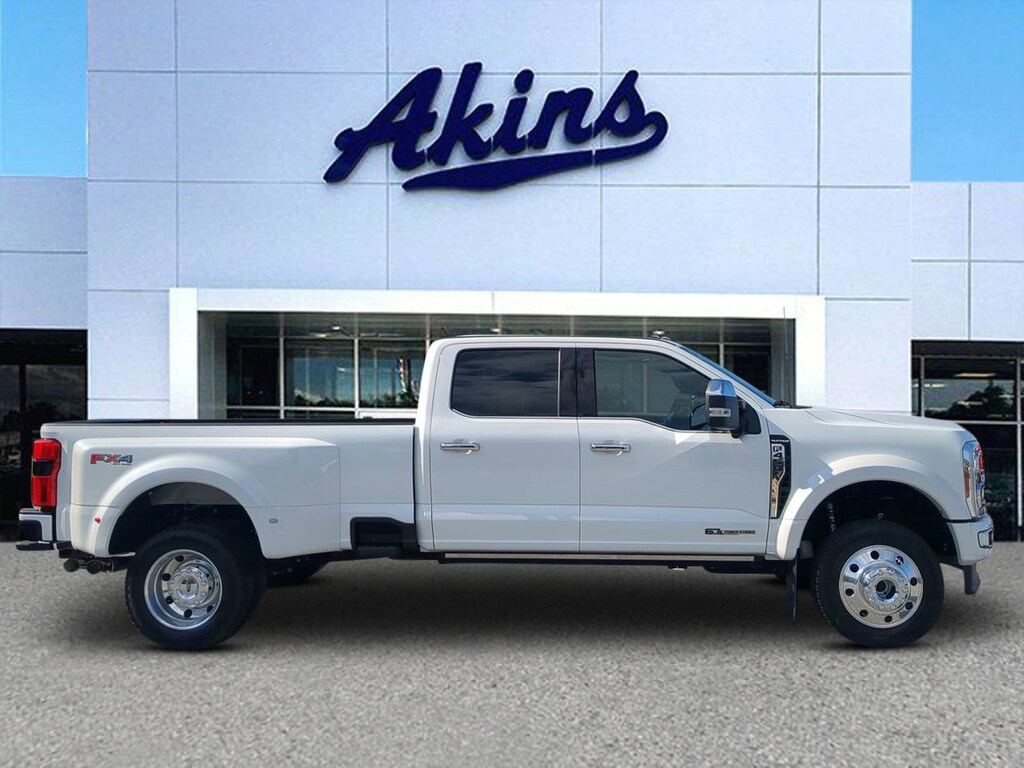 Certified 2024 Ford Superduty Incomplete Platinum DRW CREW CAB LONG BED TRUCK