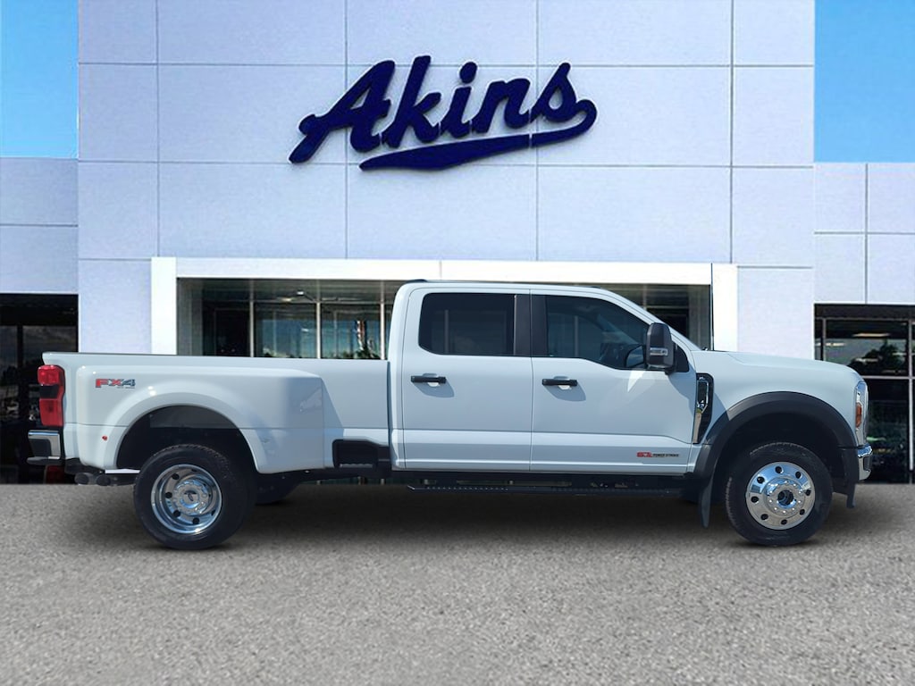 Used 2025 Ford F-450 XL DRW Crew Cab Long Bed Truck