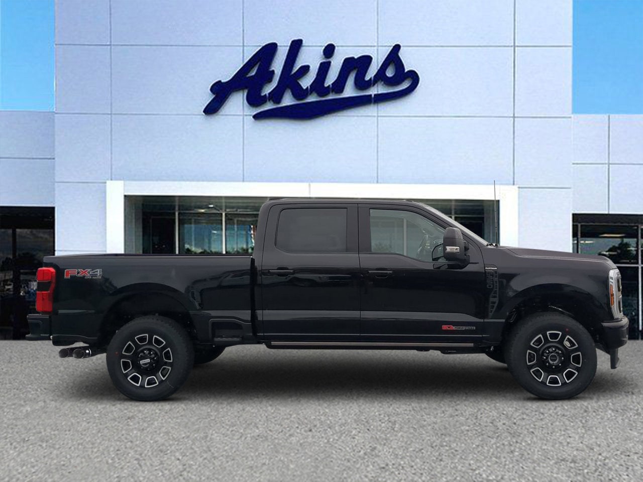 2026 Ford F-350 Super Duty Platinum's photo