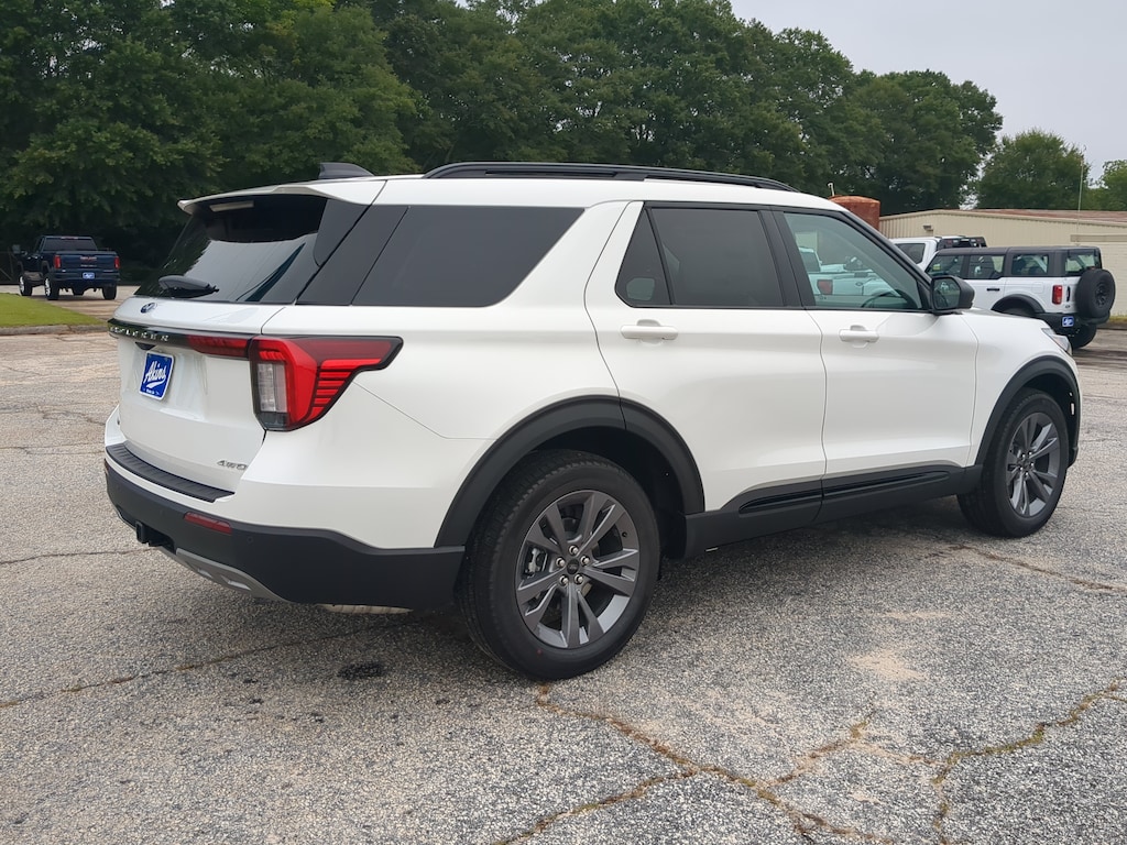 New 2026 Ford Explorer Active SUV
