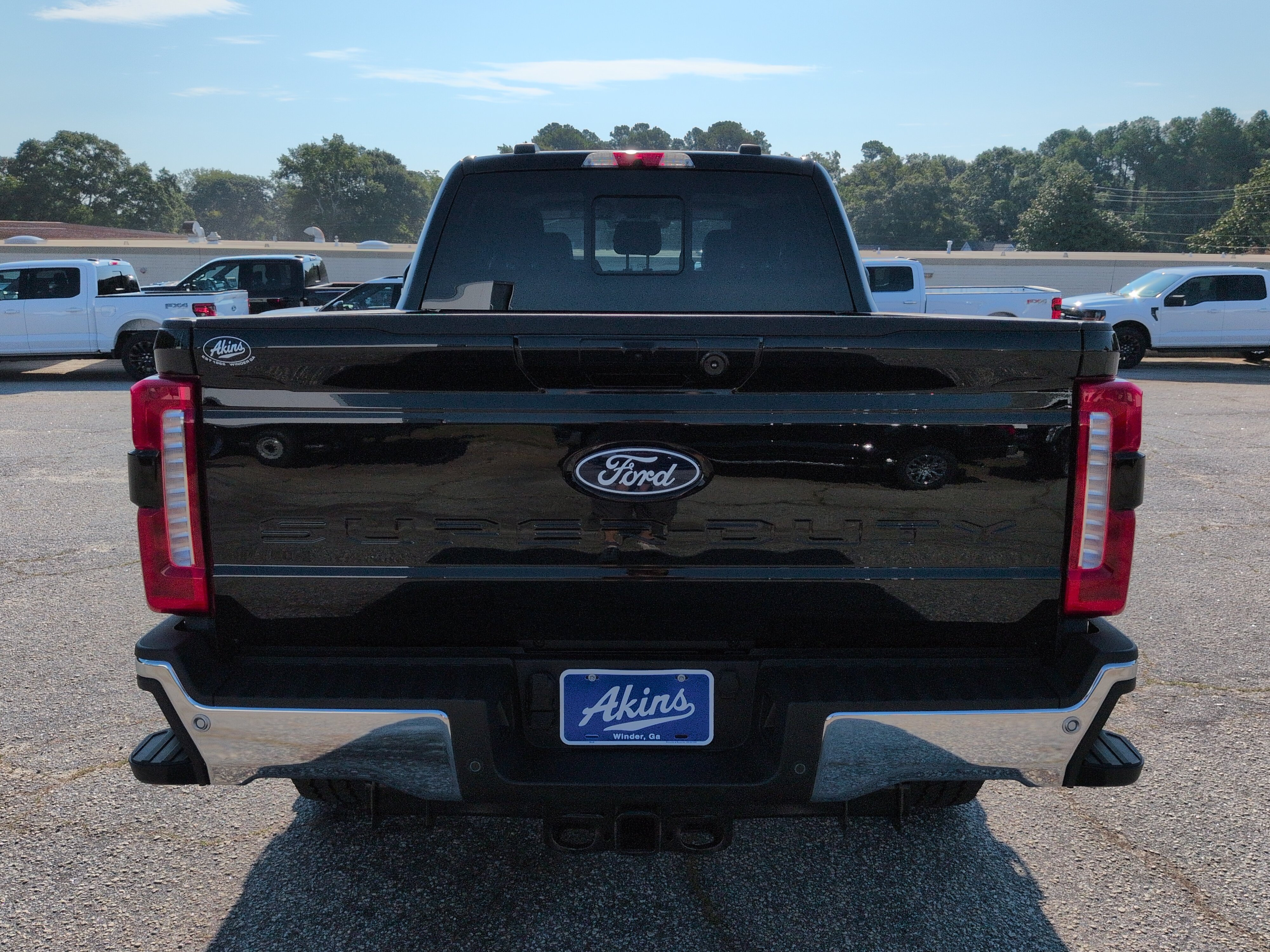 New 2027 Ford Super Duty F-250 SRW LARIAT TRUCK