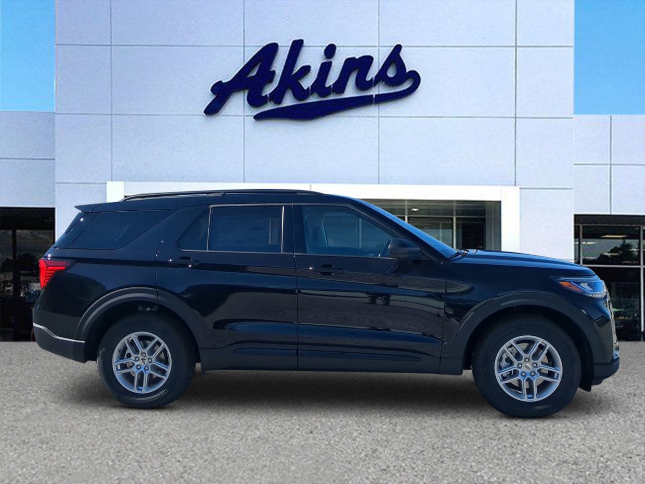 2026 Ford Explorer Active's photo