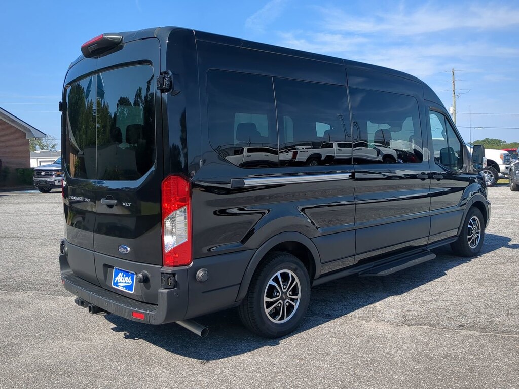 New 2025 Ford Transit Passenger Wagon XLT VAN