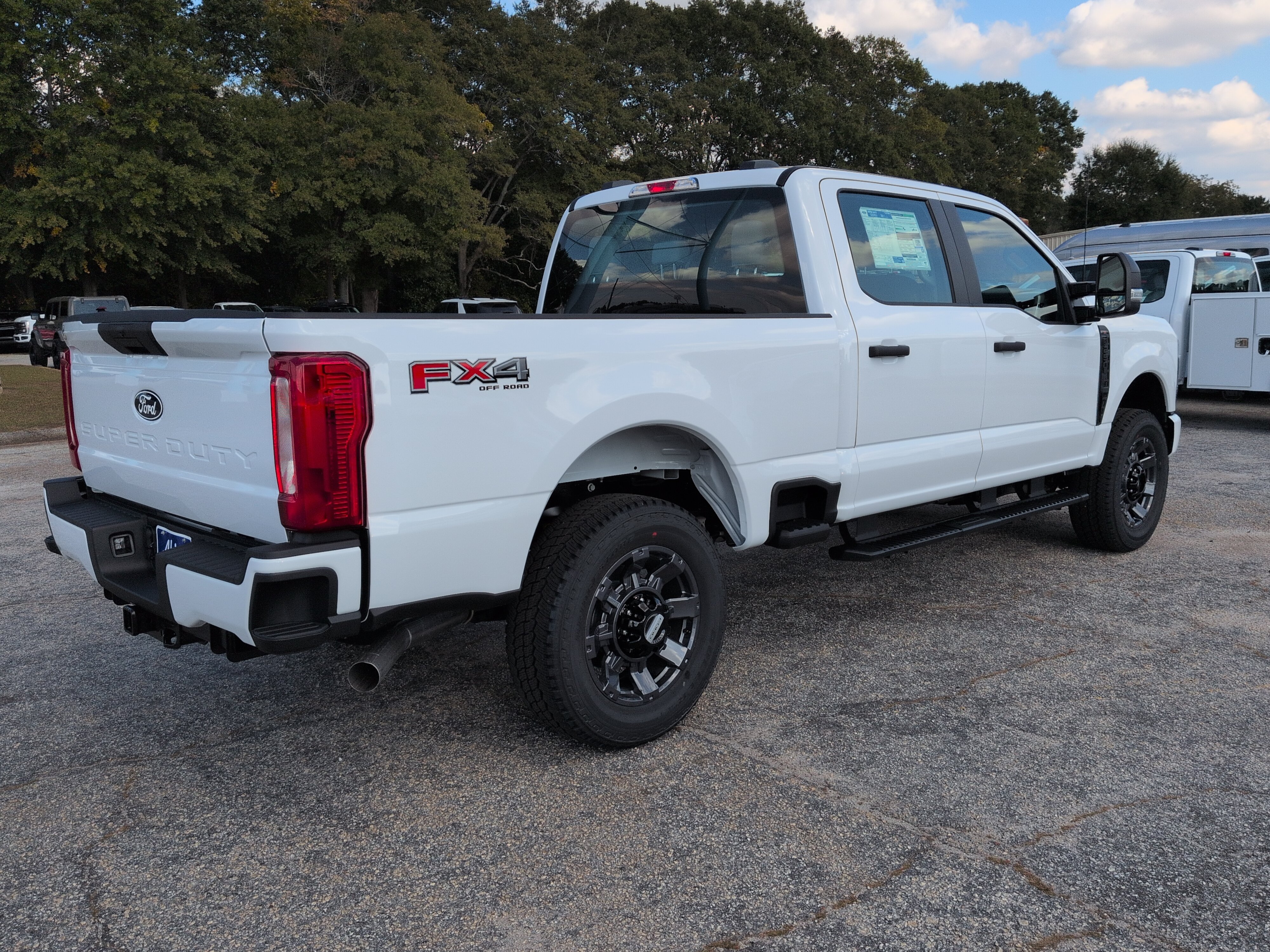 New 2027 Ford Super Duty F-250 SRW TRUCK