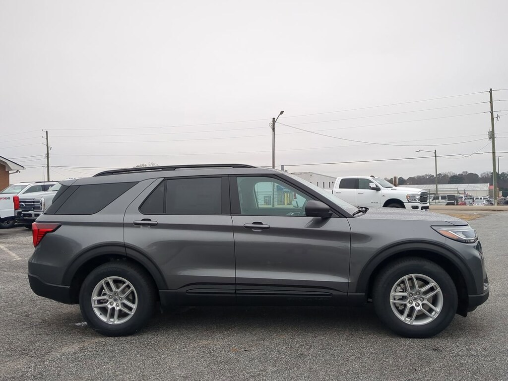 New 2026 Ford Explorer Active w/200A Pkg SUV