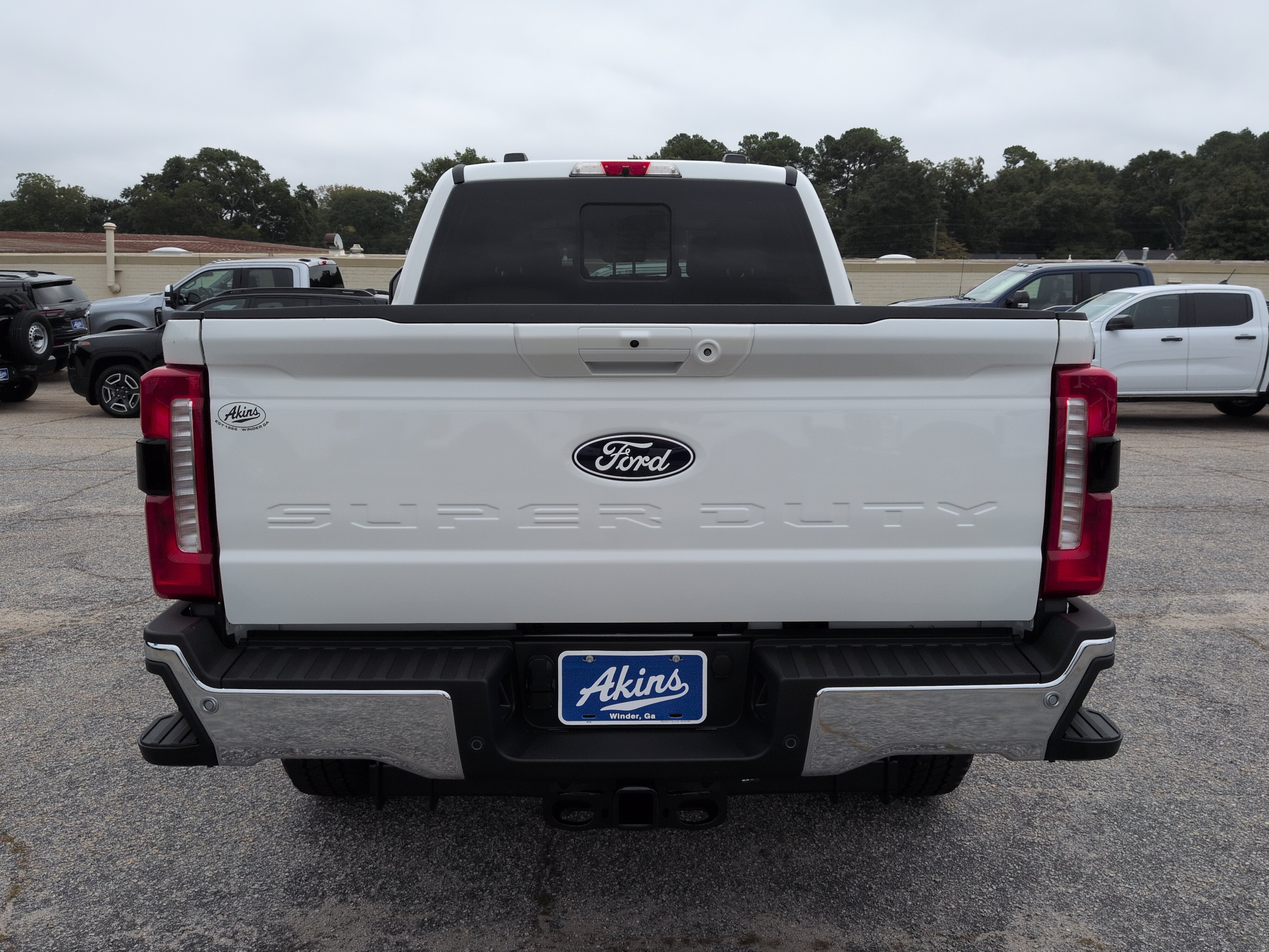 New 2027 Ford Super Duty F-250 SRW LARIAT TRUCK