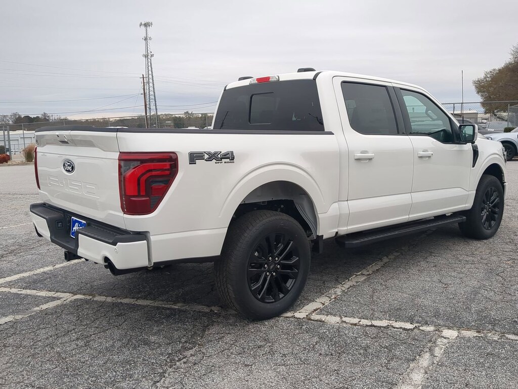 New 2025 Ford F-150 LARIAT TRUCK