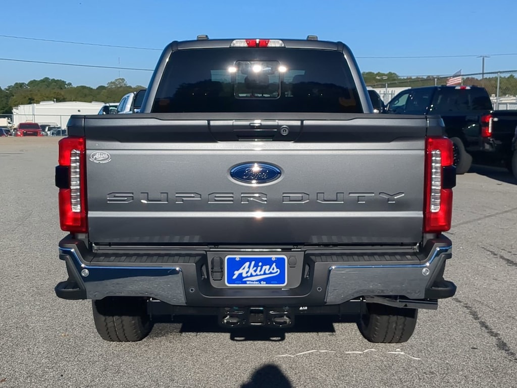 New 2026 Ford Super Duty F-350 SRW LARIAT TRUCK
