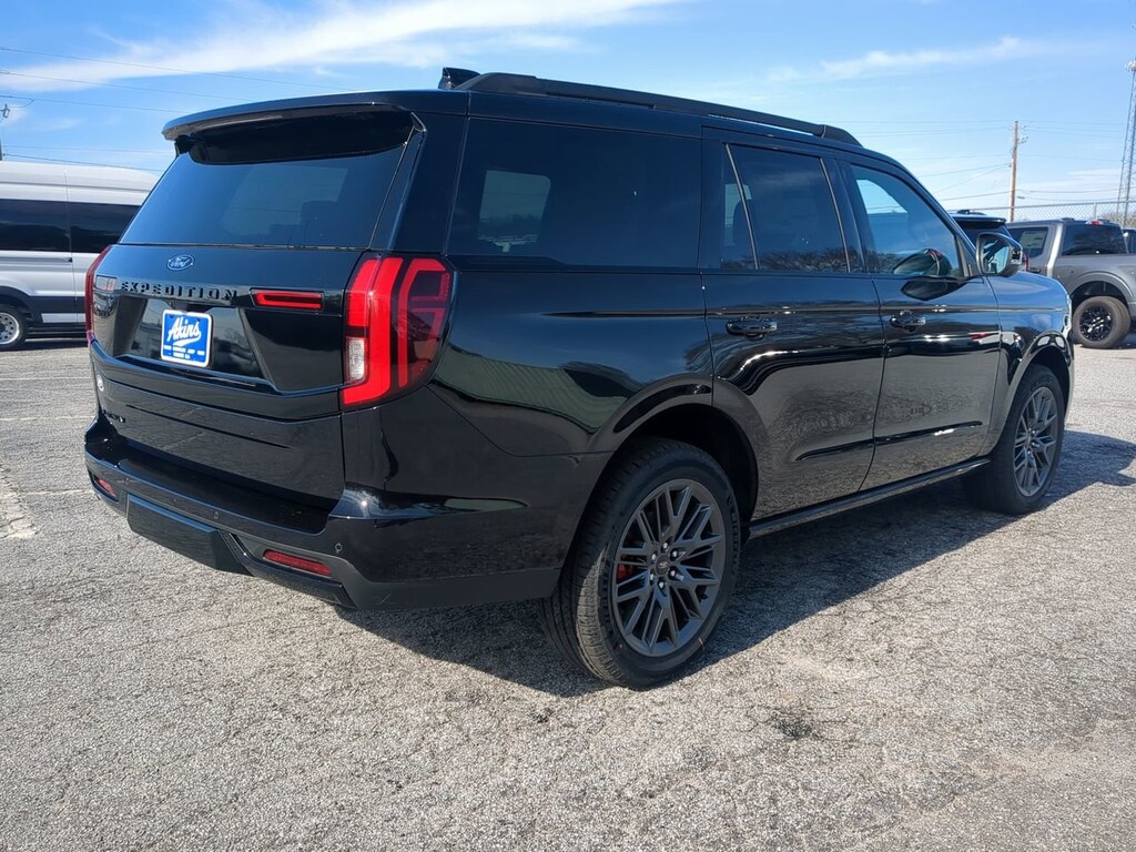 New 2025 Ford Expedition Platinum SUV