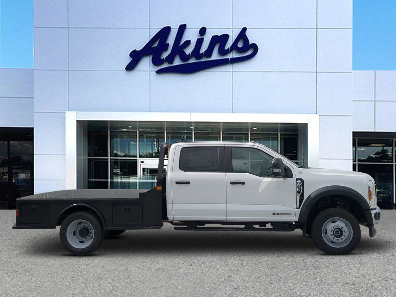 2026 Ford F-450 XL 4x4 Crew Cab 179-In DRW's photo