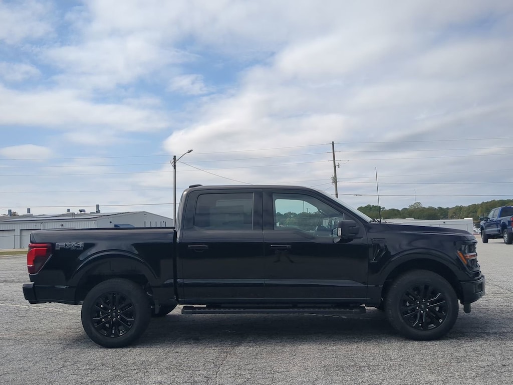 New 2025 Ford F-150 XLT TRUCK
