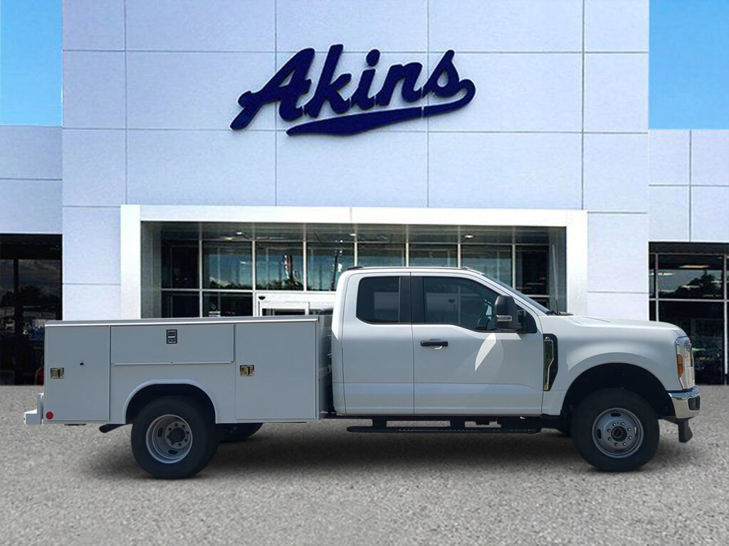 New 2025 Ford Super Duty F-350 DRW Service Body TRUCK