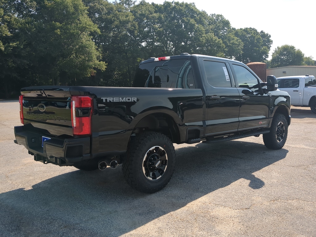 New 2026 Ford Super Duty F-250 SRW LARIAT TREMOR TRUCK