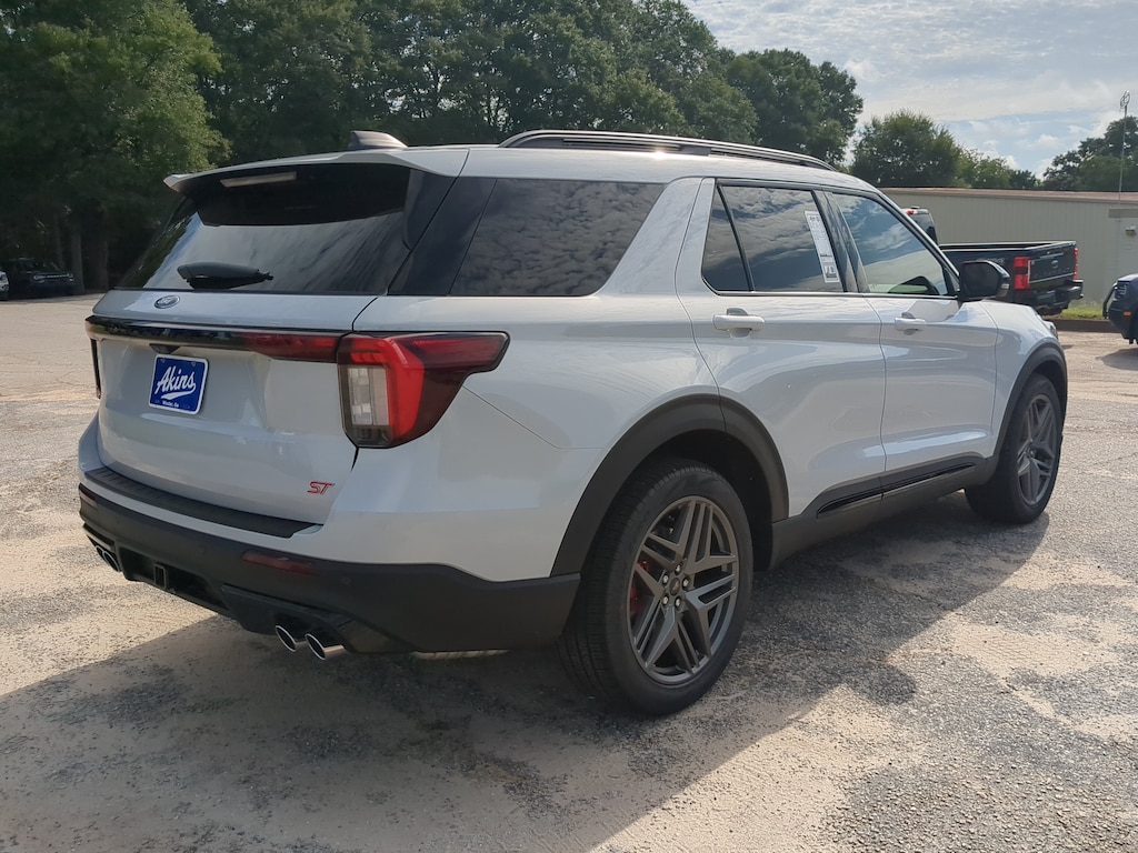 New 2026 Ford Explorer ST SUV