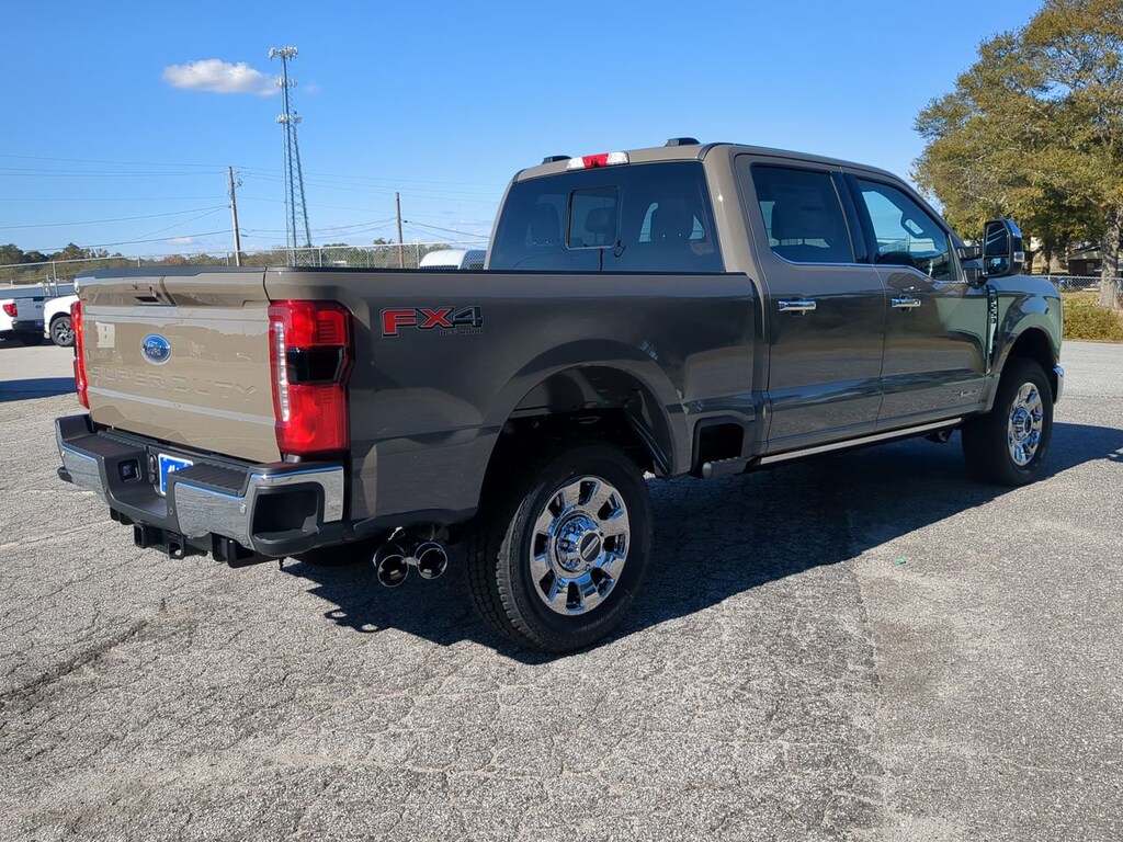 New 2026 Ford Super Duty F-250 SRW LARIAT TRUCK
