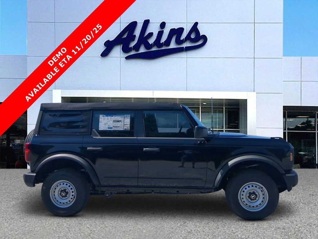 New 2025 Ford Bronco Base SUV