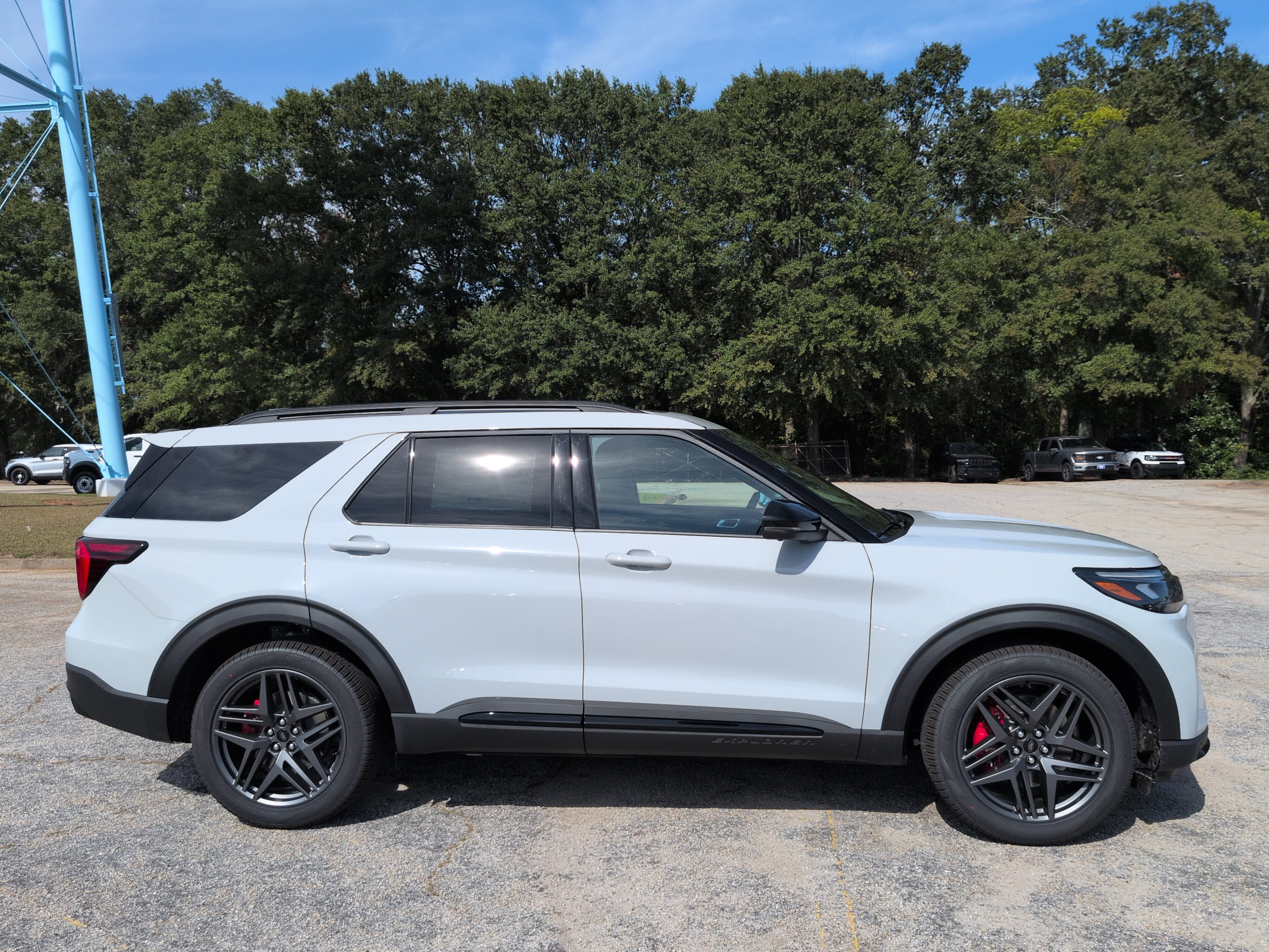 New 2027 Ford Explorer ST SUV