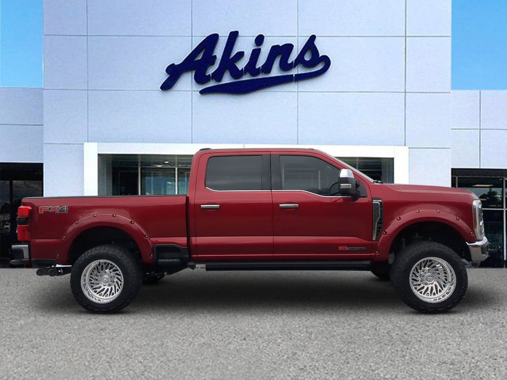 Used 2025 Ford F-350 King Ranch Crew Cab Truck