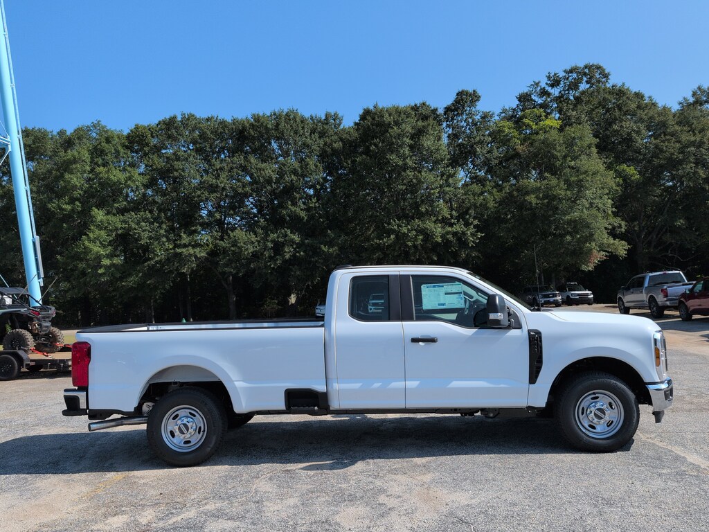New 2027 Ford Super Duty F-250 SRW XL TRUCK