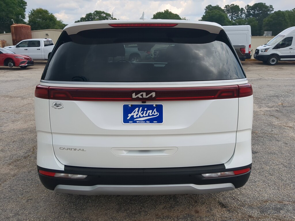 Certified 2023 Kia Carnival LX PASSENGER VAN