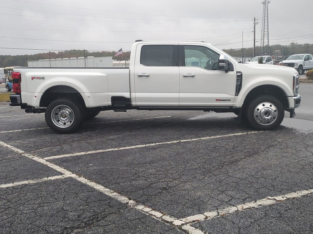 Used 2025 Ford F-450 King Ranch DRW Crew Cab Long Bed Truck