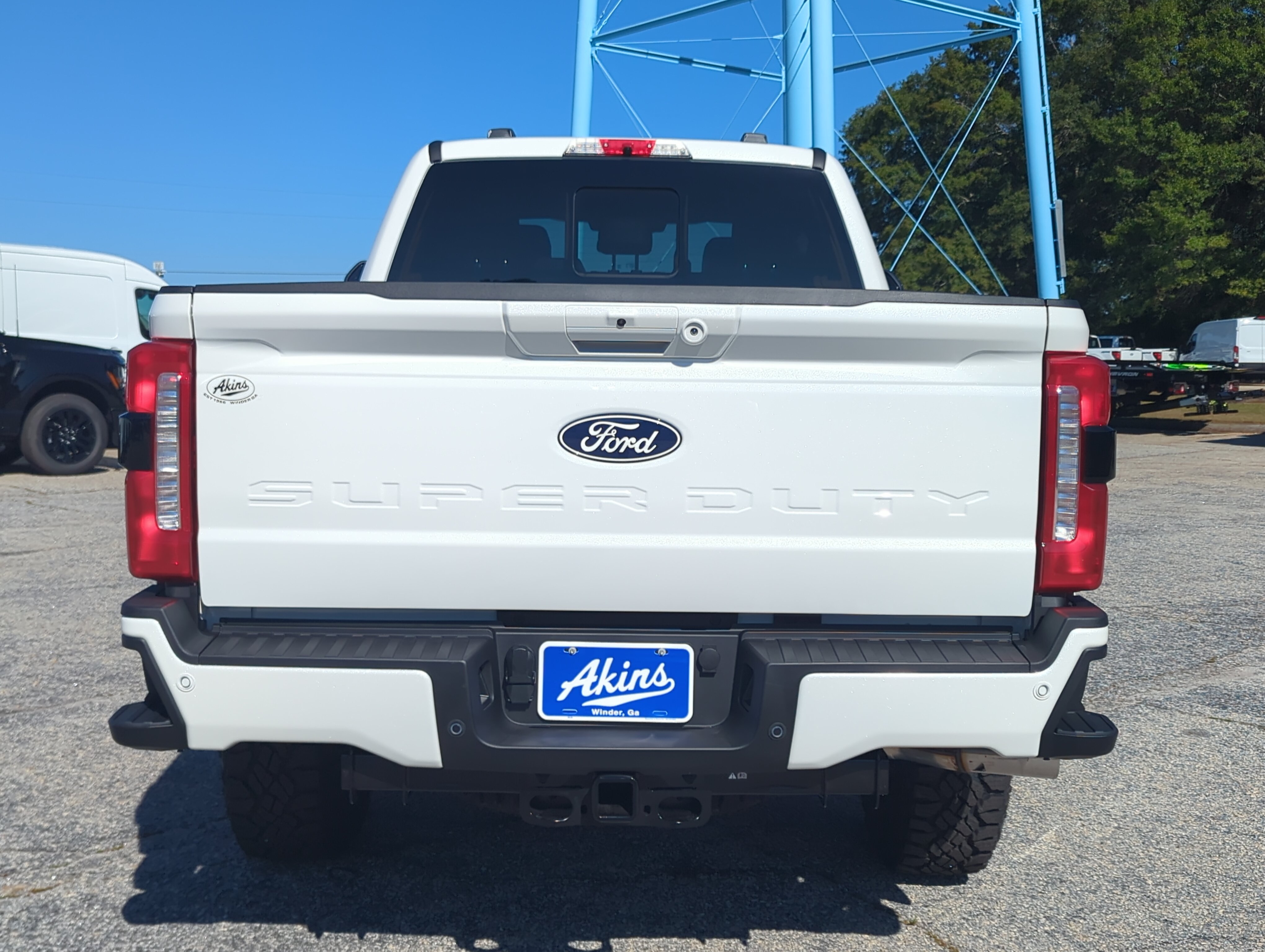 New 2027 Ford Super Duty F-250 SRW LARIAT TRUCK