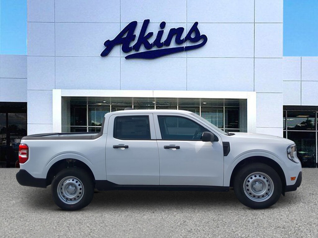 New 2025 Ford Maverick XL TRUCK