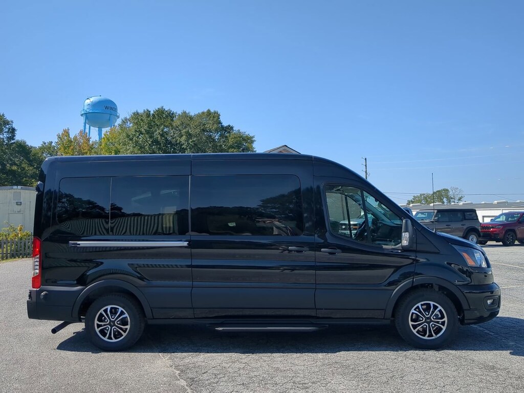 New 2025 Ford Transit Passenger Wagon XLT VAN
