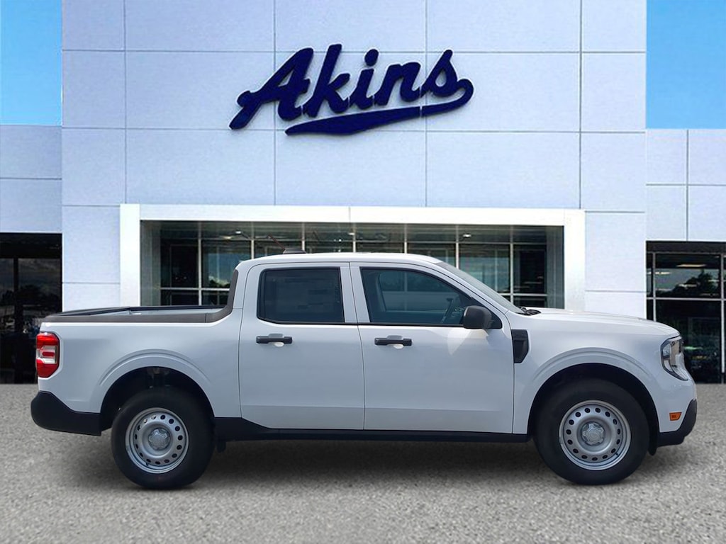 New 2025 Ford Maverick XL TRUCK