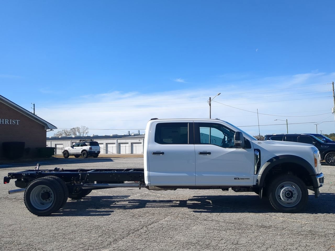 2026 Ford F-550 Super Duty Chassis Cab XL's photo