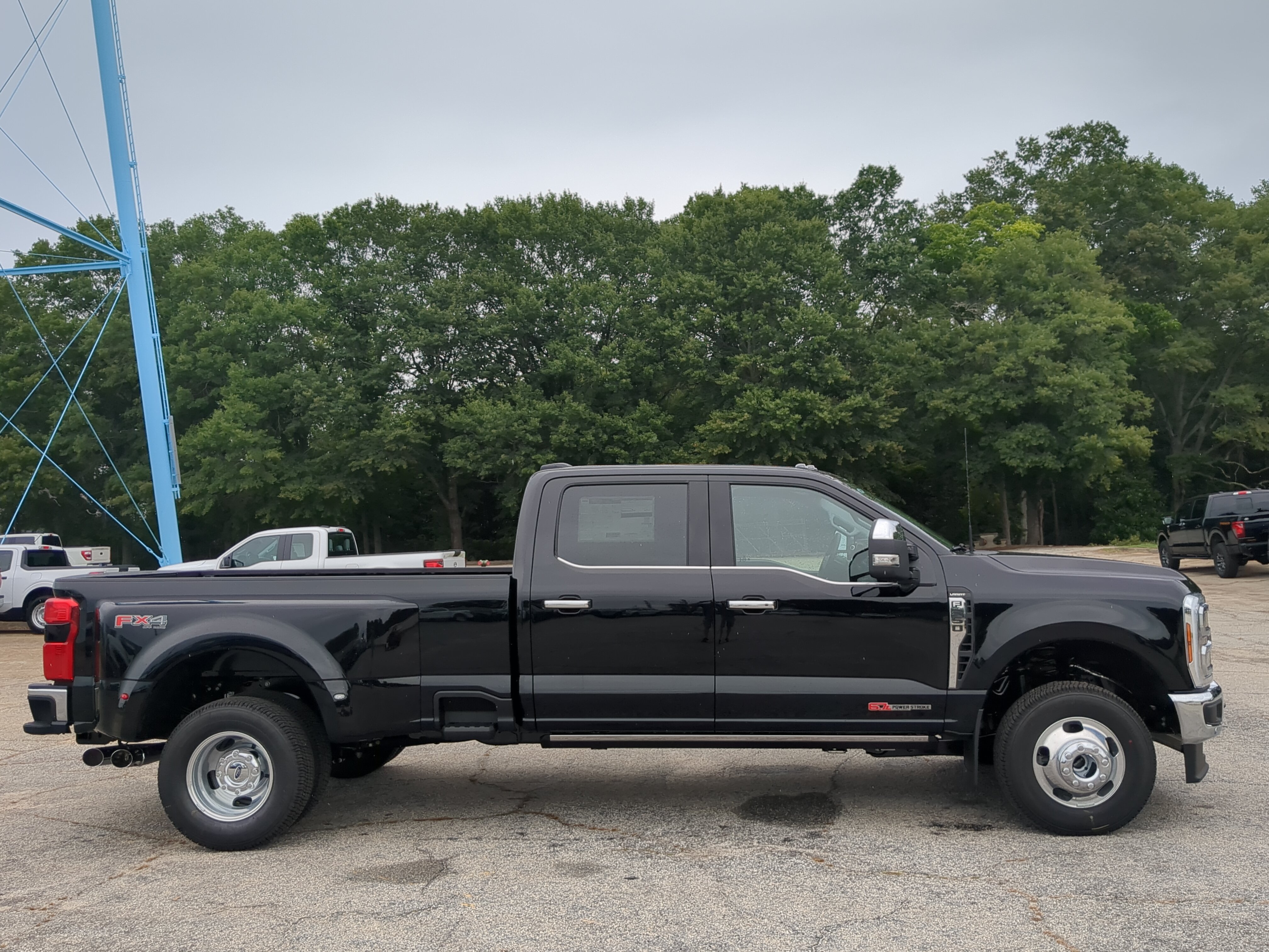 New 2026 Ford Super Duty F-350 DRW LARIAT TRUCK