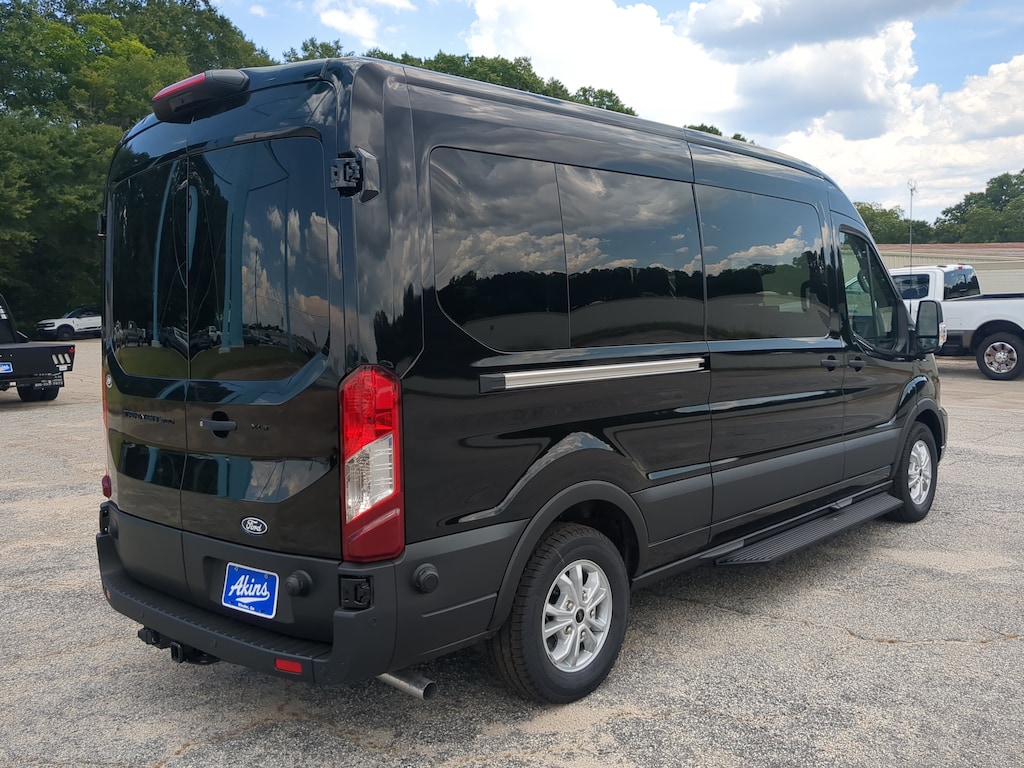 New 2026 Ford Transit Passenger Wagon XLT VAN