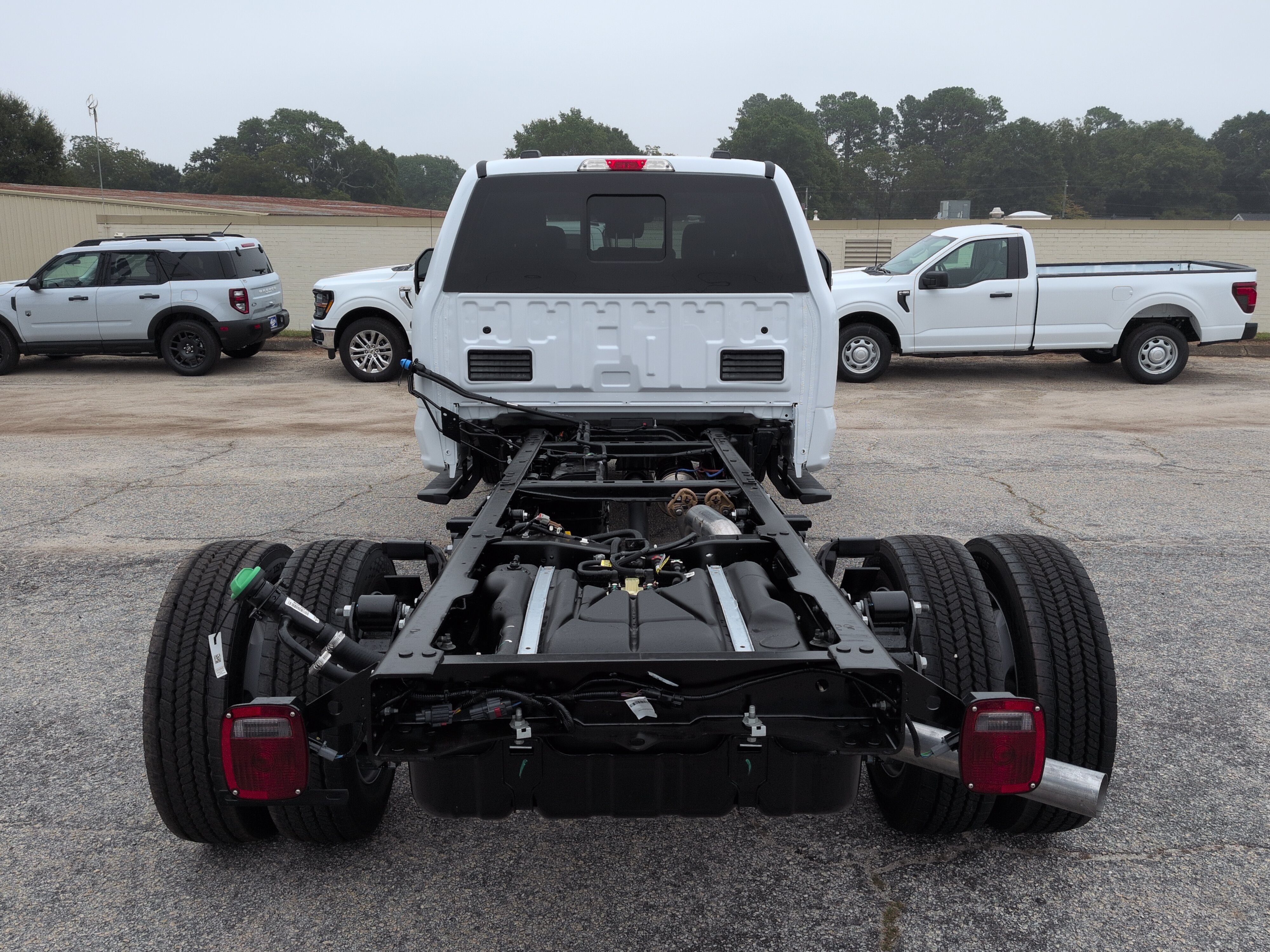 New 2027 Ford Super Duty F-450 DRW XL