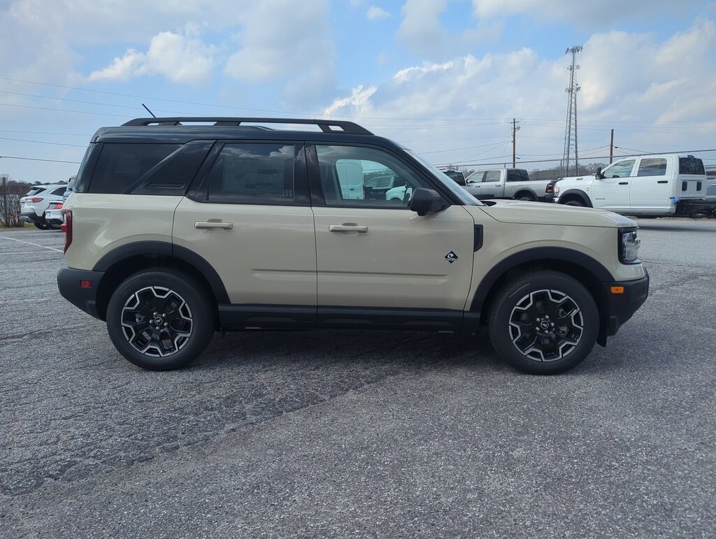 New 2025 Ford Bronco Sport Outer Banks SUV