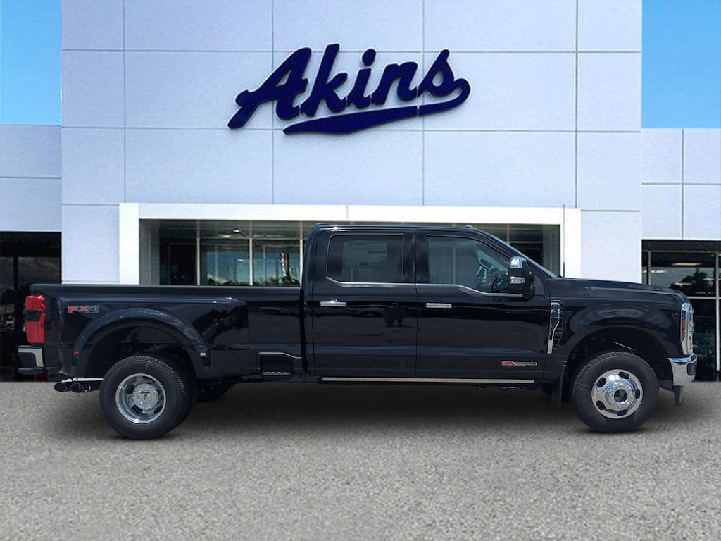 New 2026 Ford Super Duty F-350 DRW Lariat TRUCK
