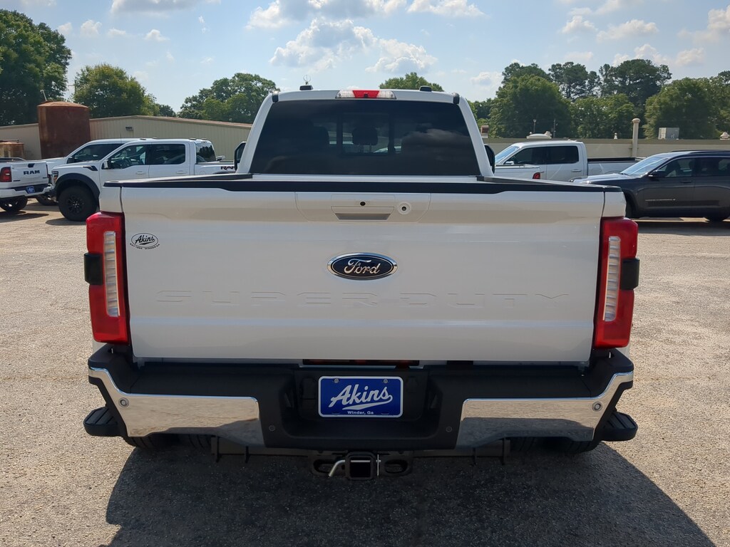 New 2026 Ford Super Duty F-350 DRW Lariat TRUCK